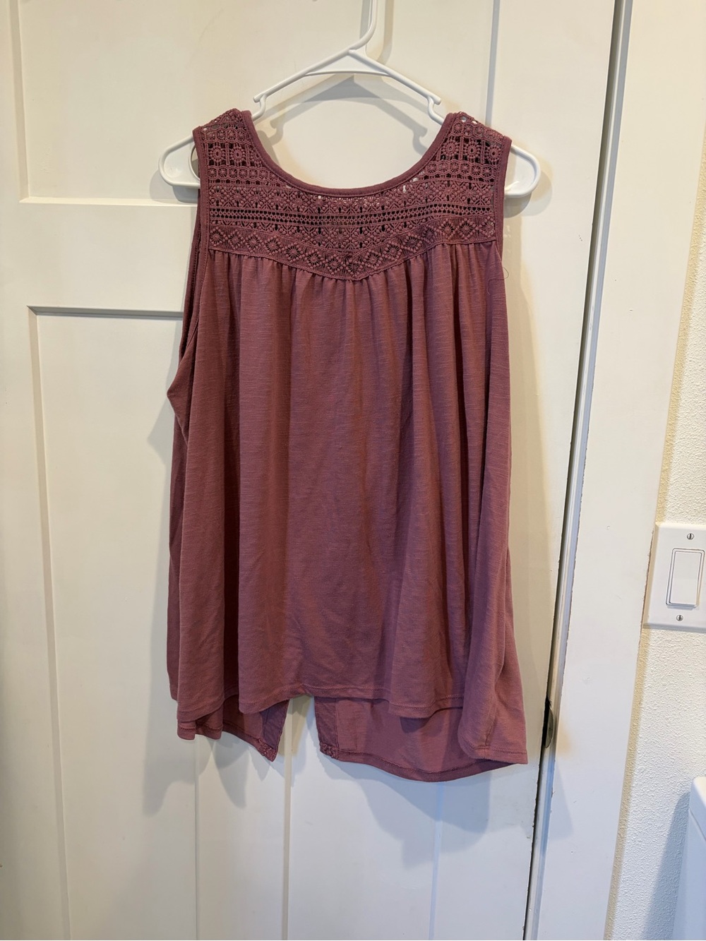 Sleeveless Crochet Yoke Tank Top - Dusty Rose